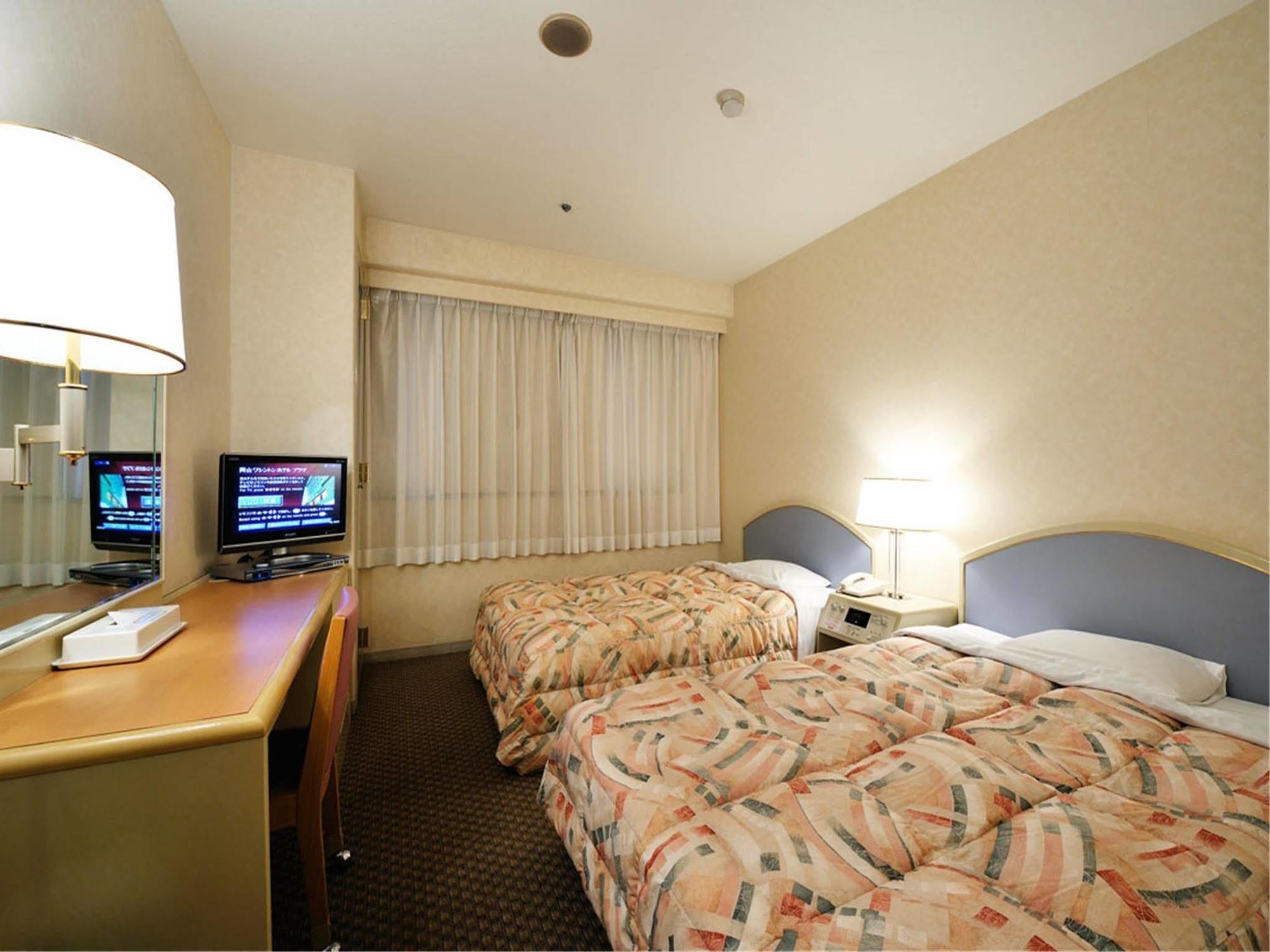 Okayama Washington Hotel Plaza Exterior photo